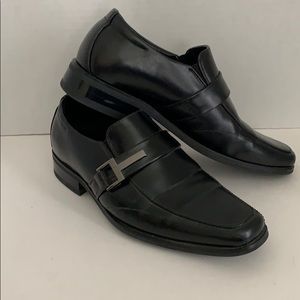 Boys black dress shoe